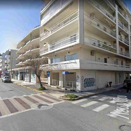 Seafront Penthouse Leo Apartamento Calamata Exterior foto