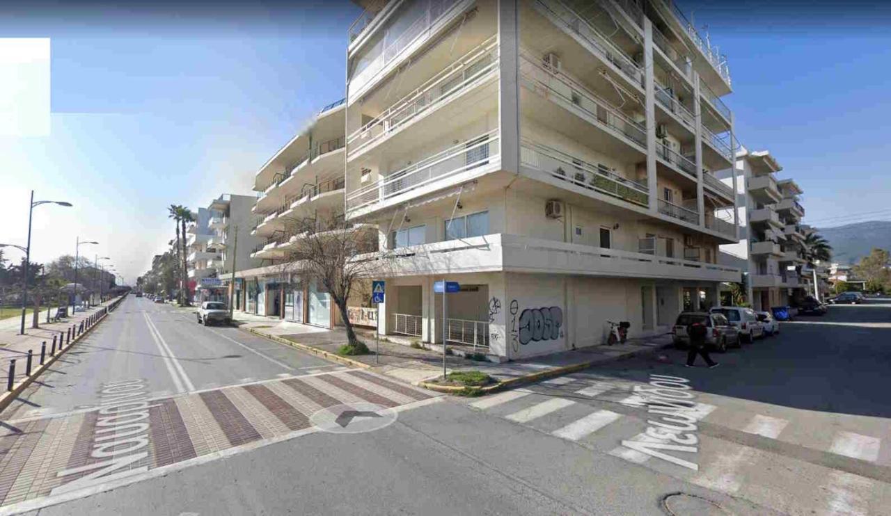 Seafront Penthouse Leo Apartamento Calamata Exterior foto