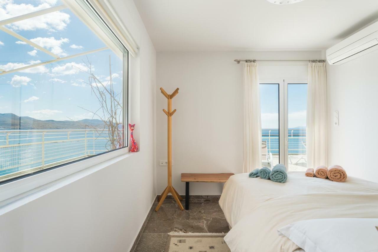 Seafront Penthouse Leo Apartamento Calamata Exterior foto